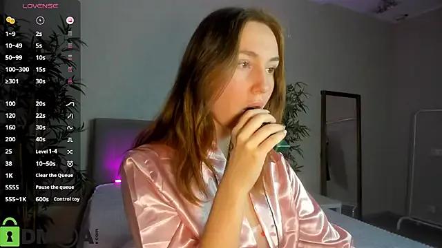 Luna_G0ld from StripChat is Freechat