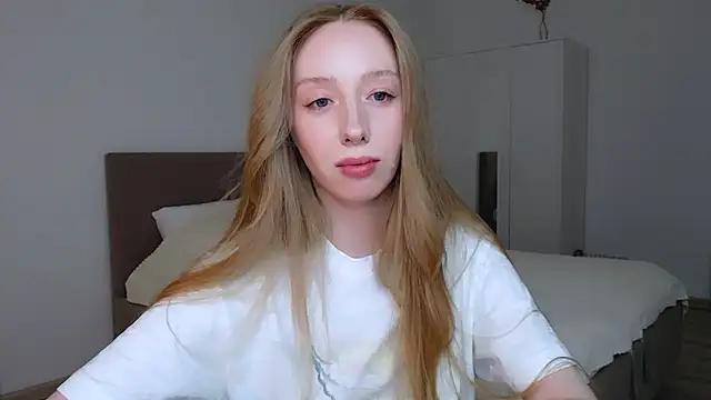 Entertain your itch for girls livestreamers with our collection of stunning models, skilled in the art of temptation and delight.