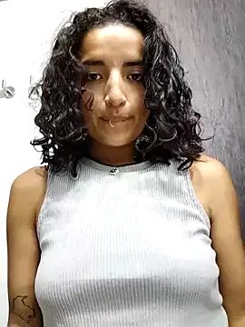 luna_love_xoxo from StripChat is Freechat