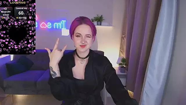 luna_son from StripChat is Freechat