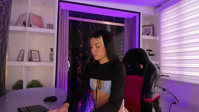 Entertain your itch for girls livestreamers with our collection of stunning models, skilled in the art of temptation and delight.