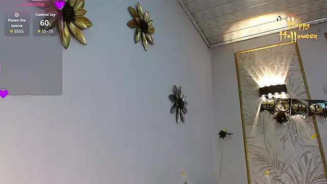 LunaaGrey_ from StripChat is Freechat