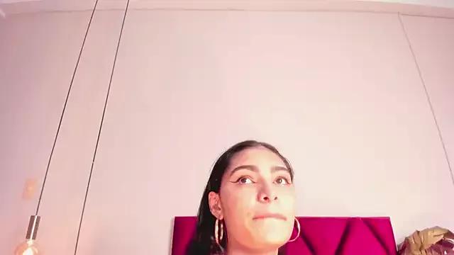 LunaAspen_ from StripChat is Freechat