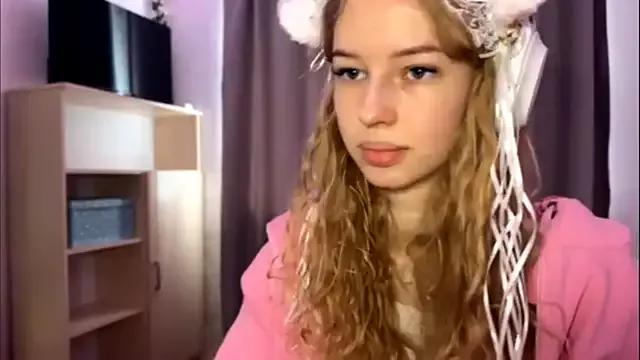 Entertain your itch for girls livestreamers with our collection of stunning models, skilled in the art of temptation and delight.