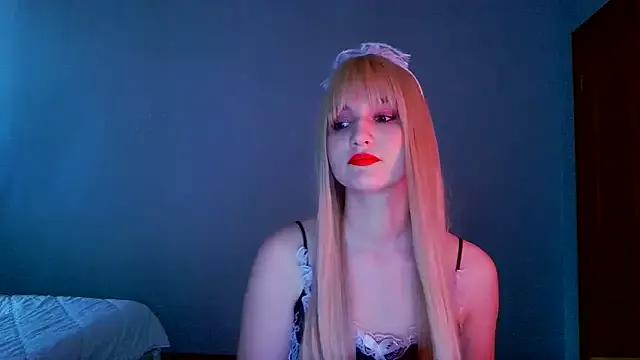 LunaLoverx from StripChat is Freechat