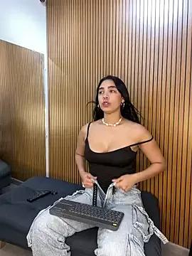 Entertain your itch for girls livestreamers with our collection of stunning models, skilled in the art of temptation and delight.