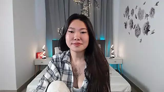LunaPurrr from StripChat is Freechat