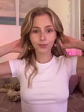 Entertain your itch for girls livestreamers with our collection of stunning models, skilled in the art of temptation and delight.