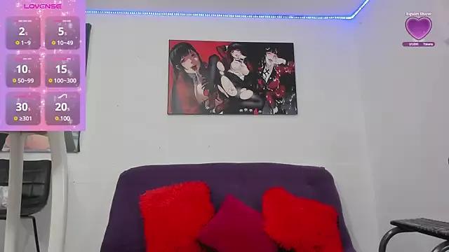 Entertain your itch for girls livestreamers with our collection of stunning models, skilled in the art of temptation and delight.