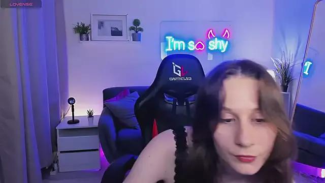 LunaVeil from StripChat is Freechat