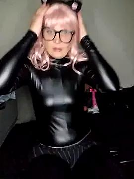 Entertain your itch for girls livestreamers with our collection of stunning models, skilled in the art of temptation and delight.