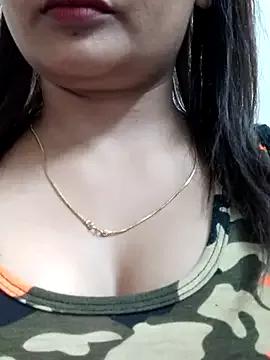 Lustybabe1 from StripChat is Freechat