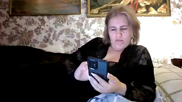LustyyX from StripChat is Freechat