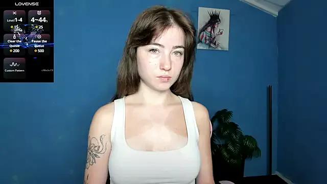 Luxuryalma from StripChat is Freechat
