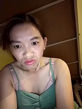 Photos of Lvtlh from StripChat is Freechat