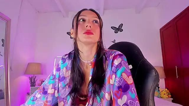 LyaEvanss from StripChat is Freechat
