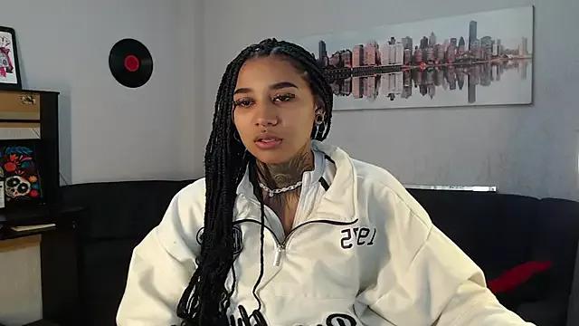 lyam_ebony from StripChat is Freechat