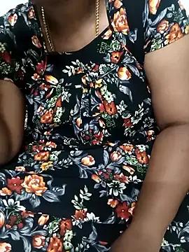 MaaliiiPonuTamil from StripChat is Freechat