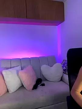 Entertain your itch for girls livestreamers with our collection of stunning models, skilled in the art of temptation and delight.