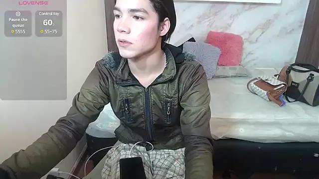 MaddyMoon1 from StripChat is Freechat