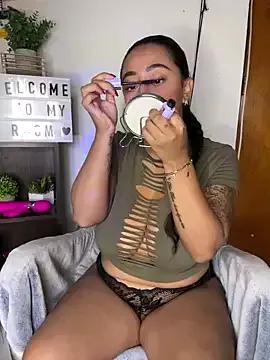 Photos of Madissonkings_ from StripChat is Freechat