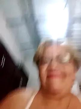 Madrastrahot69 from StripChat is Freechat