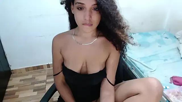 Majo_BigTits from StripChat is Freechat