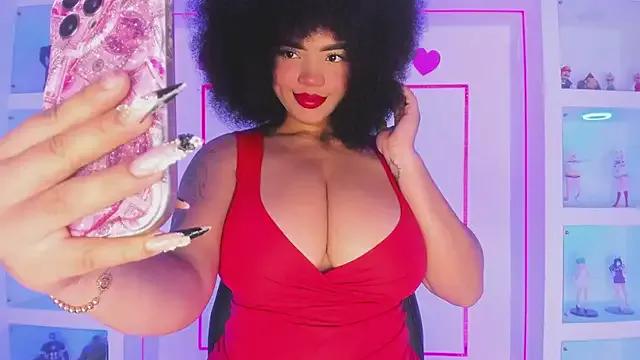 MalaikaBrown from StripChat is Freechat