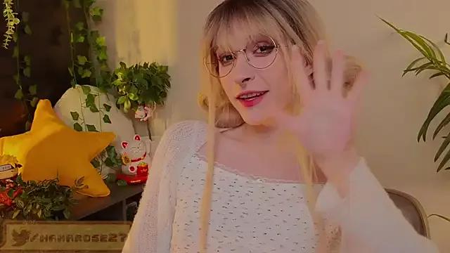 Manarose from StripChat is Freechat