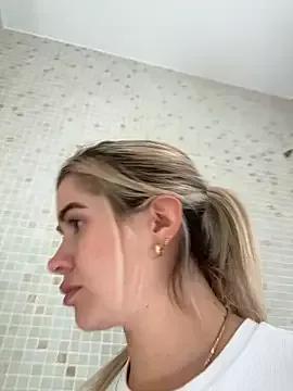ManuelaRivers from StripChat is Freechat