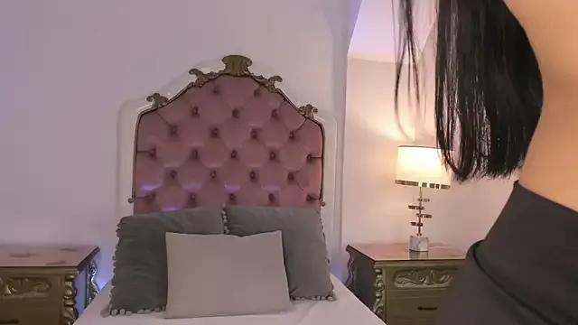 Mara_Betancurt from StripChat is Freechat