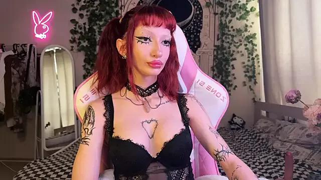 Entertain your itch for girls livestreamers with our collection of stunning models, skilled in the art of temptation and delight.