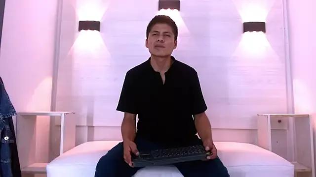 marcus_hans_ from StripChat is Freechat