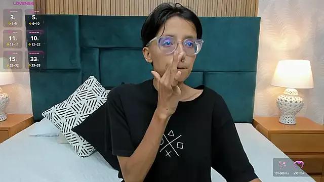 Marge_lasander from StripChat is Freechat