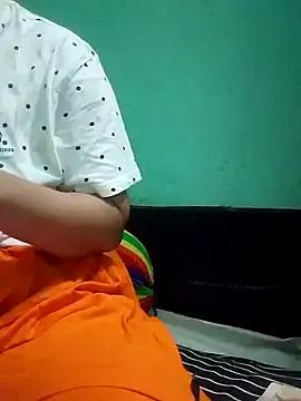 Maria_Mahi from StripChat is Freechat