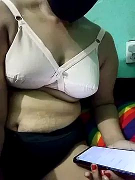 Maria_Mahi from StripChat is Freechat