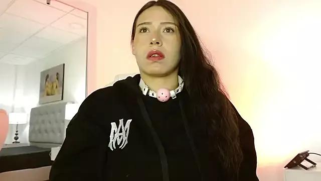 Mariaaam_ from StripChat is Freechat