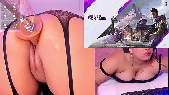Entertain your itch for girls livestreamers with our collection of stunning models, skilled in the art of temptation and delight.