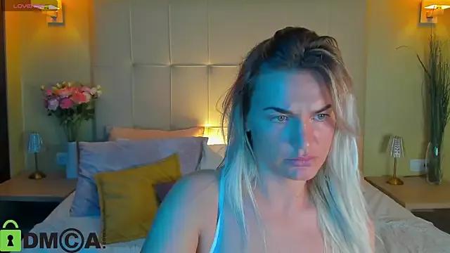 Entertain your itch for girls livestreamers with our collection of stunning models, skilled in the art of temptation and delight.