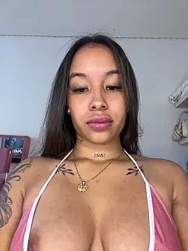 Entertain your itch for girls livestreamers with our collection of stunning models, skilled in the art of temptation and delight.