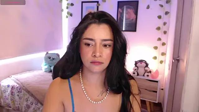 Entertain your itch for girls livestreamers with our collection of stunning models, skilled in the art of temptation and delight.