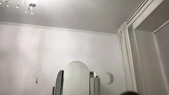 Marivell from StripChat is Freechat