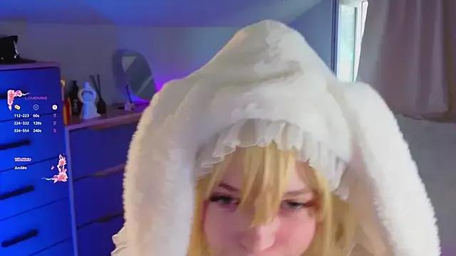 Entertain your itch for girls livestreamers with our collection of stunning models, skilled in the art of temptation and delight.