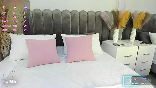 martina_loneymoon from StripChat is Freechat