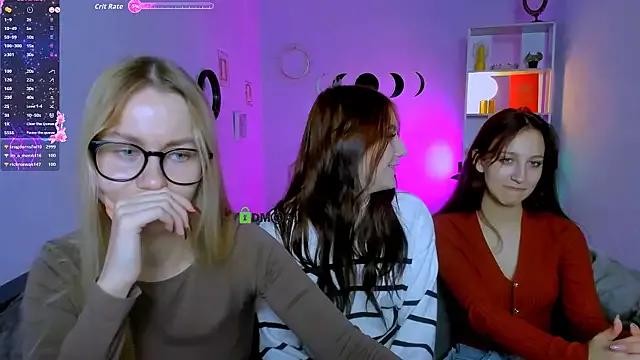 Entertain your itch for girls livestreamers with our collection of stunning models, skilled in the art of temptation and delight.