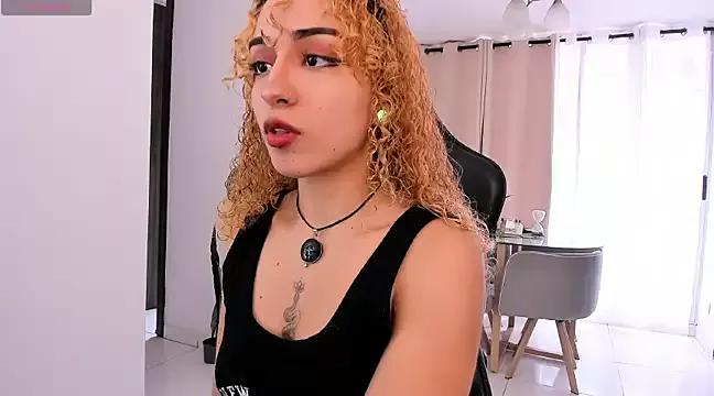 Entertain your itch for girls livestreamers with our collection of stunning models, skilled in the art of temptation and delight.