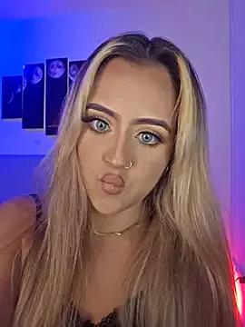 Entertain your itch for girls livestreamers with our collection of stunning models, skilled in the art of temptation and delight.