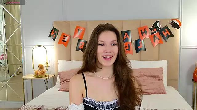 Entertain your itch for girls livestreamers with our collection of stunning models, skilled in the art of temptation and delight.