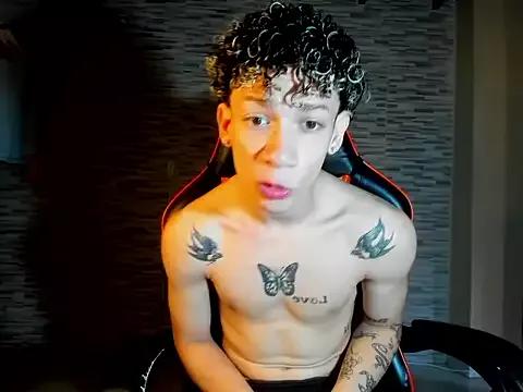 mateodeamjo from StripChat is Freechat