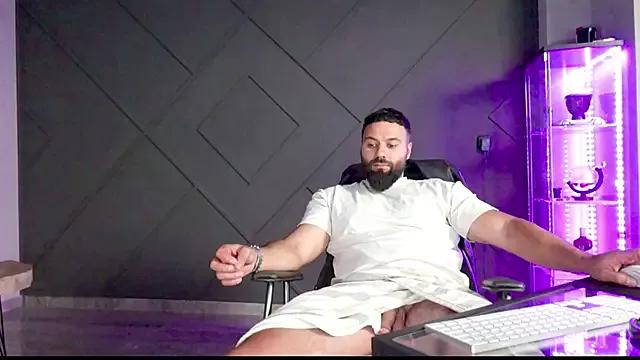 mattmasterss from StripChat